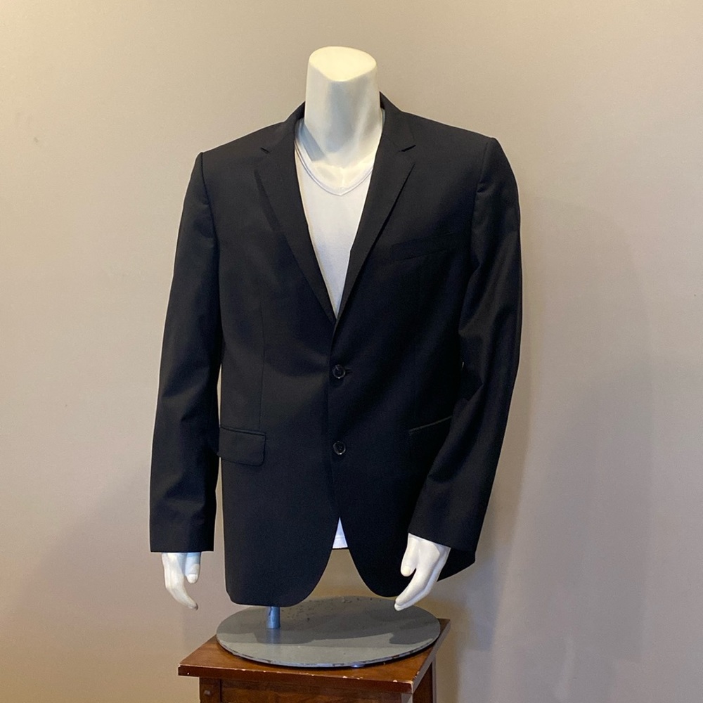 Hugo Boss Guabello Super 120s Black Suitcoat - Size US 42R